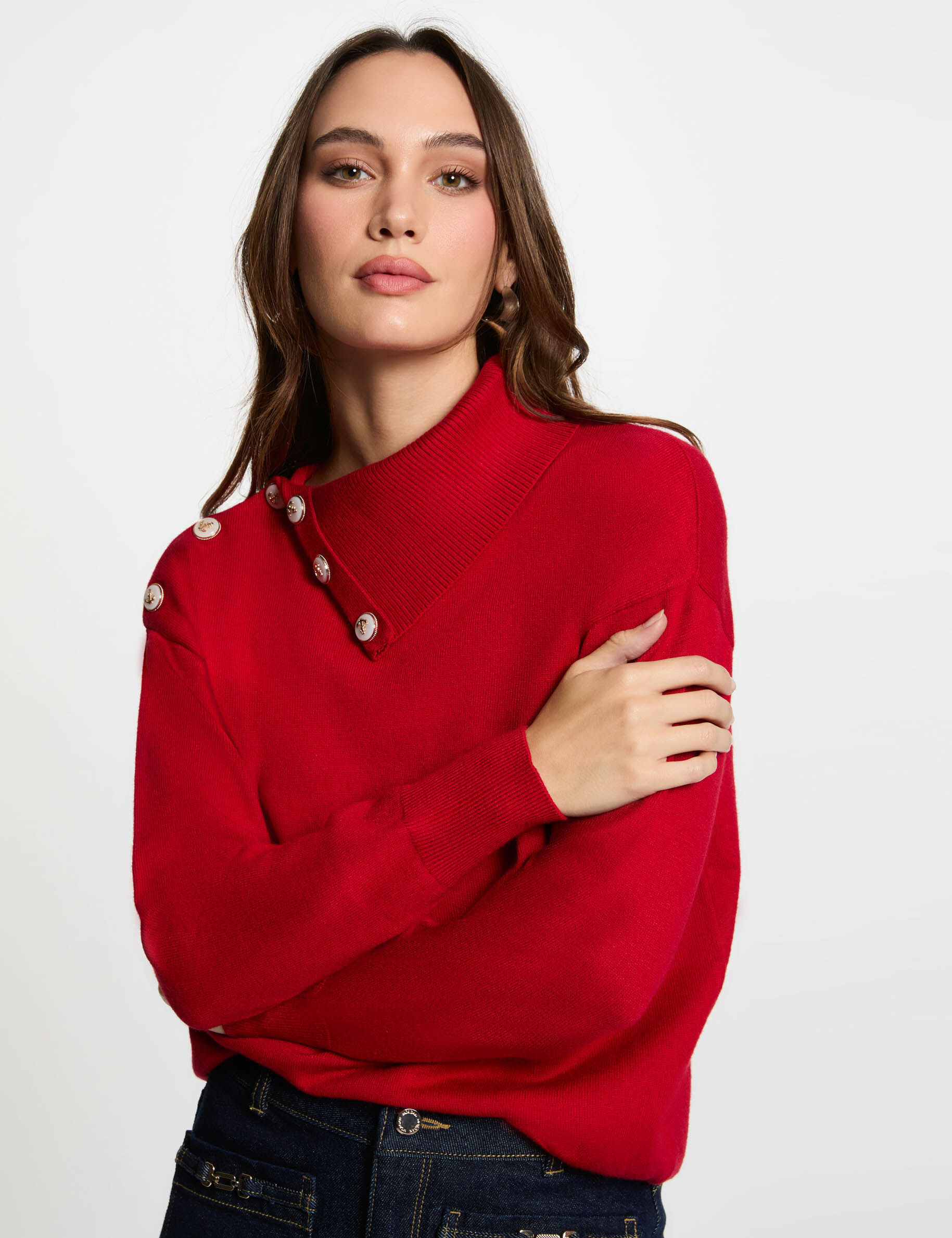 Pull col à revers et boutons rouge femme